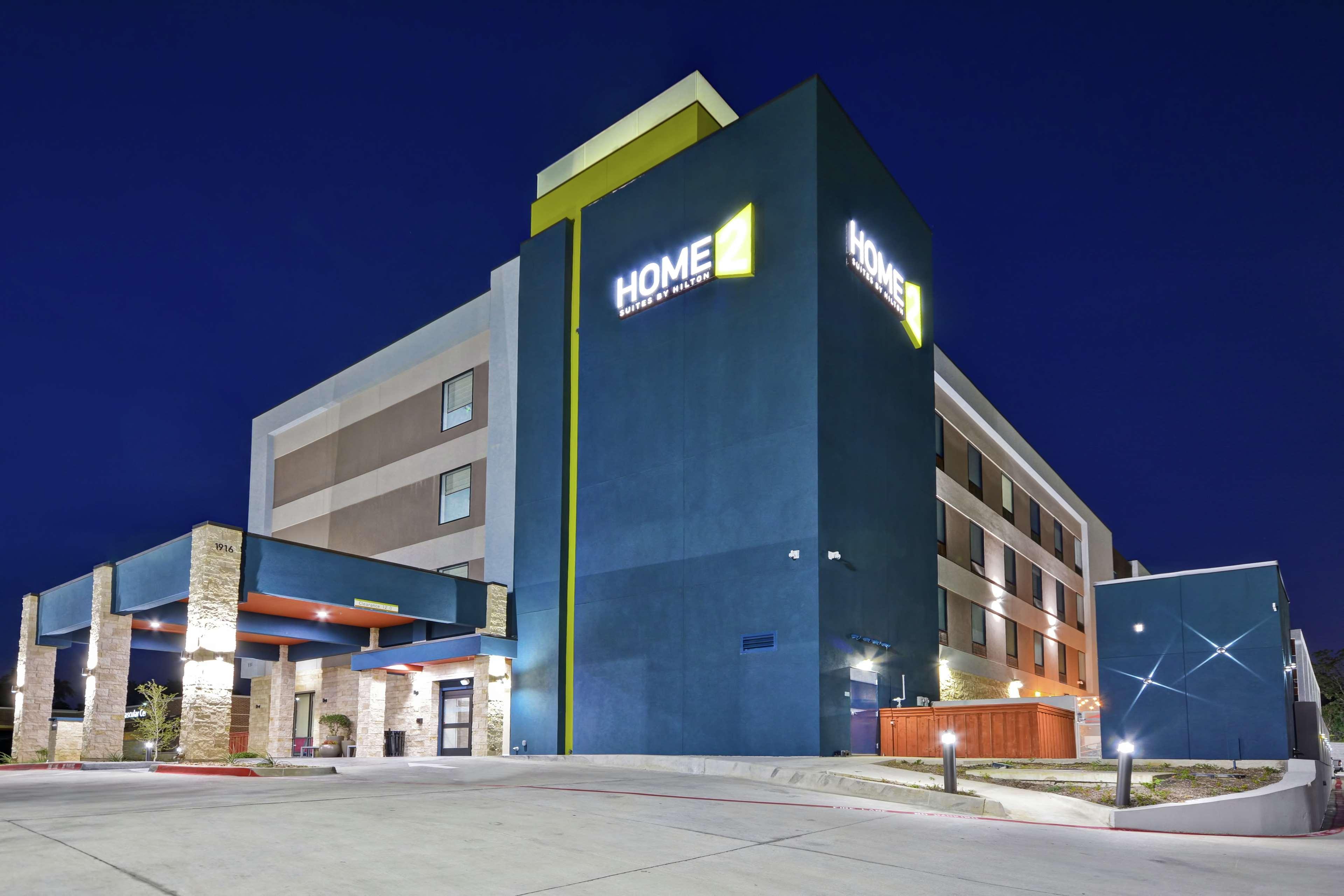 Home2 Suites By Hilton Bedford Dfw West Exterior photo