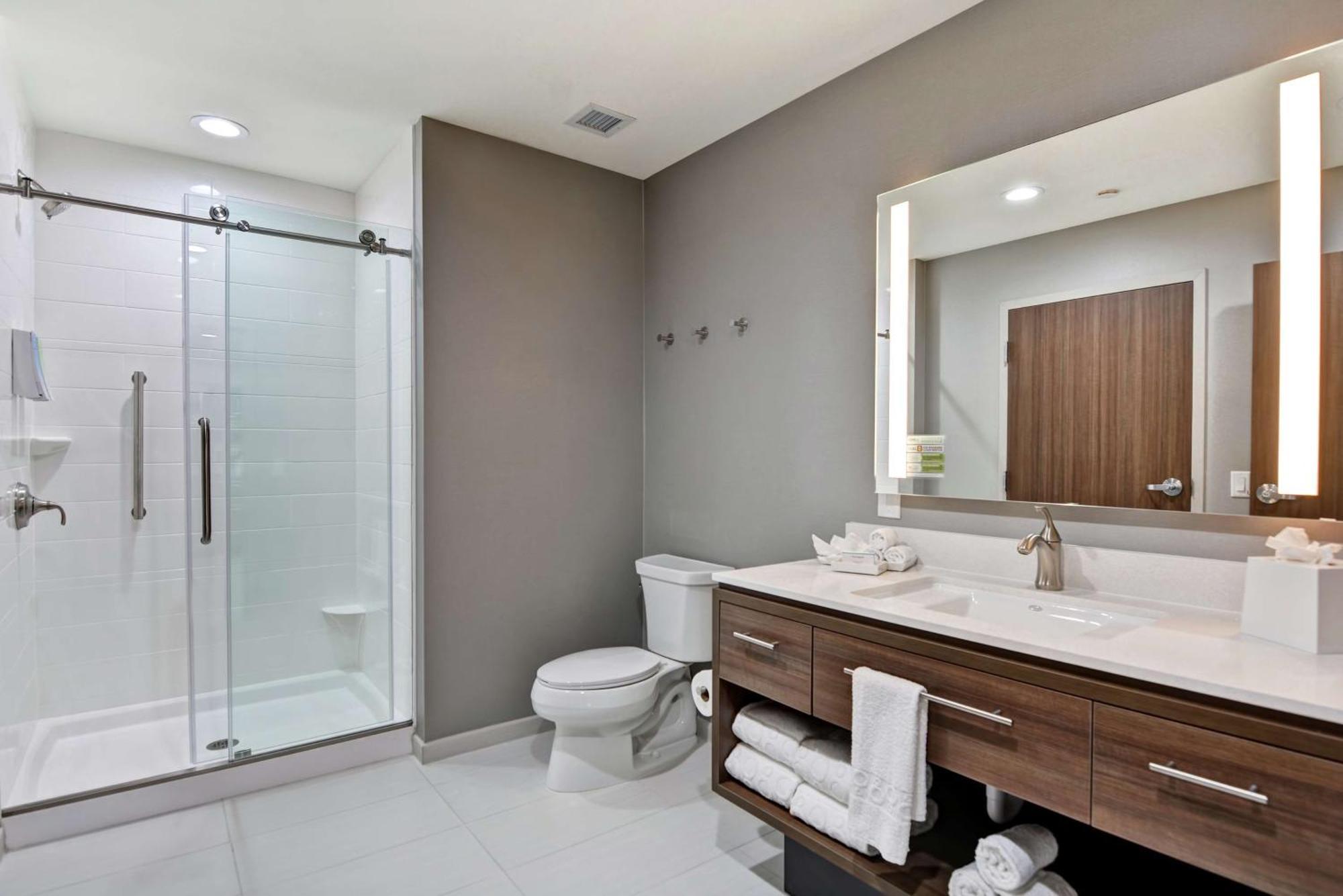 Home2 Suites By Hilton Bedford Dfw West Exterior photo